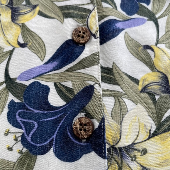 Island Traders Hawaiian Cropped Camp Shirt Yellow Purple Hibiscus Size XL - Picture 6 of 7